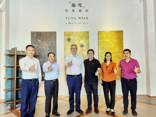 文化引领 勇毅前行|佛山市人大常委会主任胡钛一行莅临环球体育(中国)集团参观调研